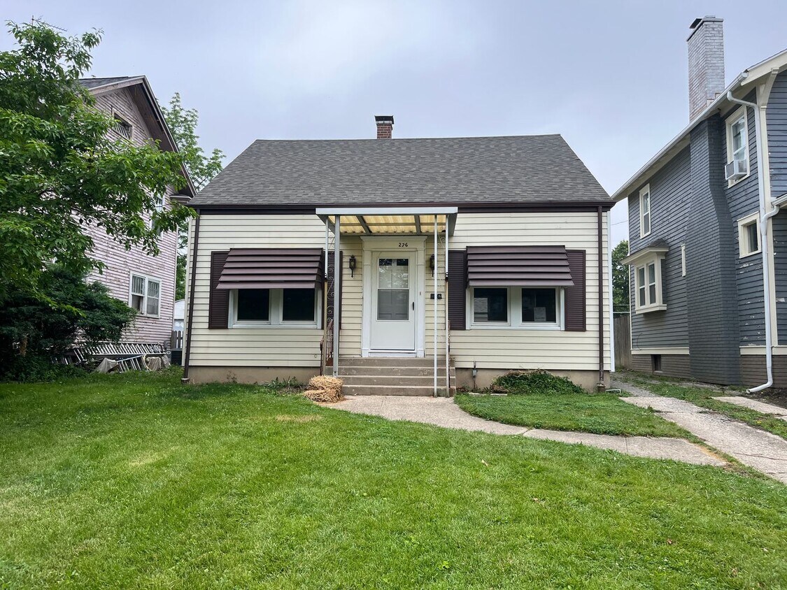 Foto principal - 226 S Cornell Cir