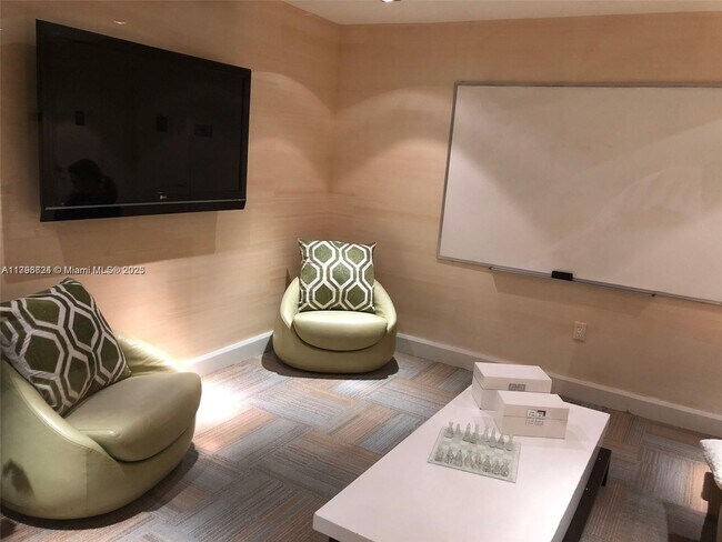 Foto del edificio - 950 Brickell Bay Dr