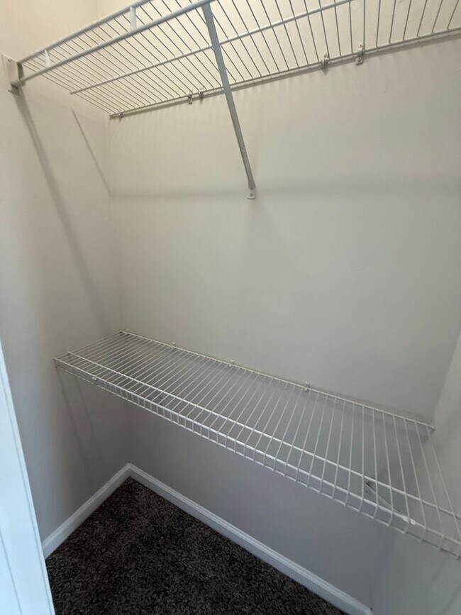 Foto del edificio - 3704 Spruce Ridge Way