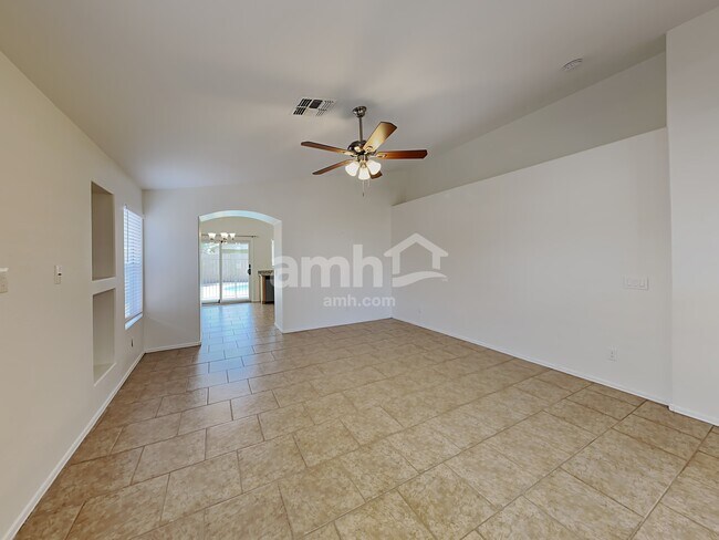 Building Photo - 15329 W Watson Lane