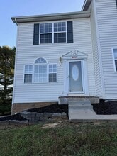 Building Photo - 119 Amanda Ln Building Photo - 119 Amanda Ln