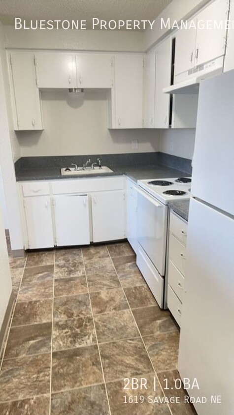 Foto principal - 2 Bedroom Apartment in Salem - Available M...