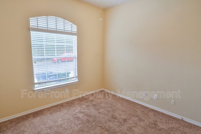 Building Photo - 7119 Tourant Rd