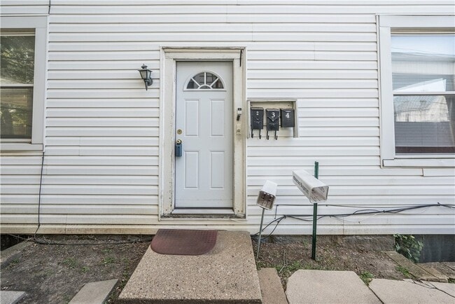 Building Photo - 360 Duncan Ave