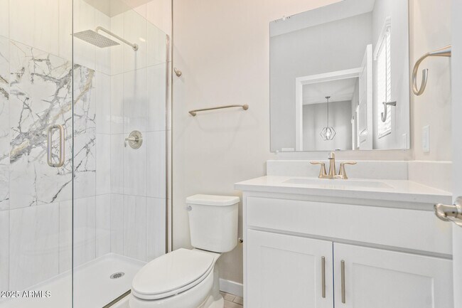 Foto del edificio - 2134 W Harmont Dr