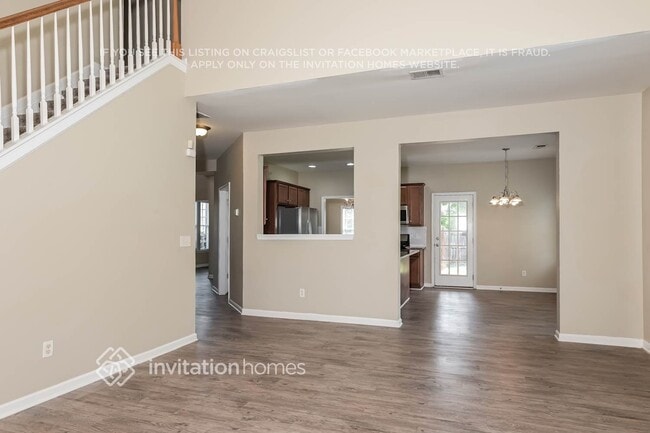 Foto del edificio - 576 Cold Water Ln