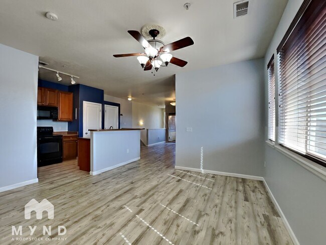 Foto del edificio - 803 E 98th Ave