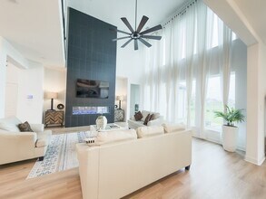 Building Photo - 30311 Elm Rdg Ln