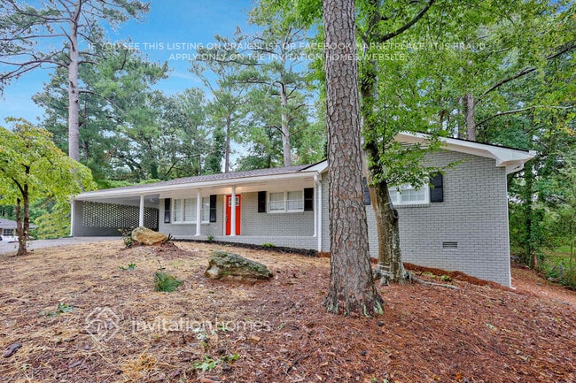 Building Photo - 6255 David Ln SW