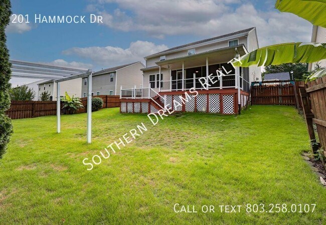 Foto del edificio - 201 Hammock Dr