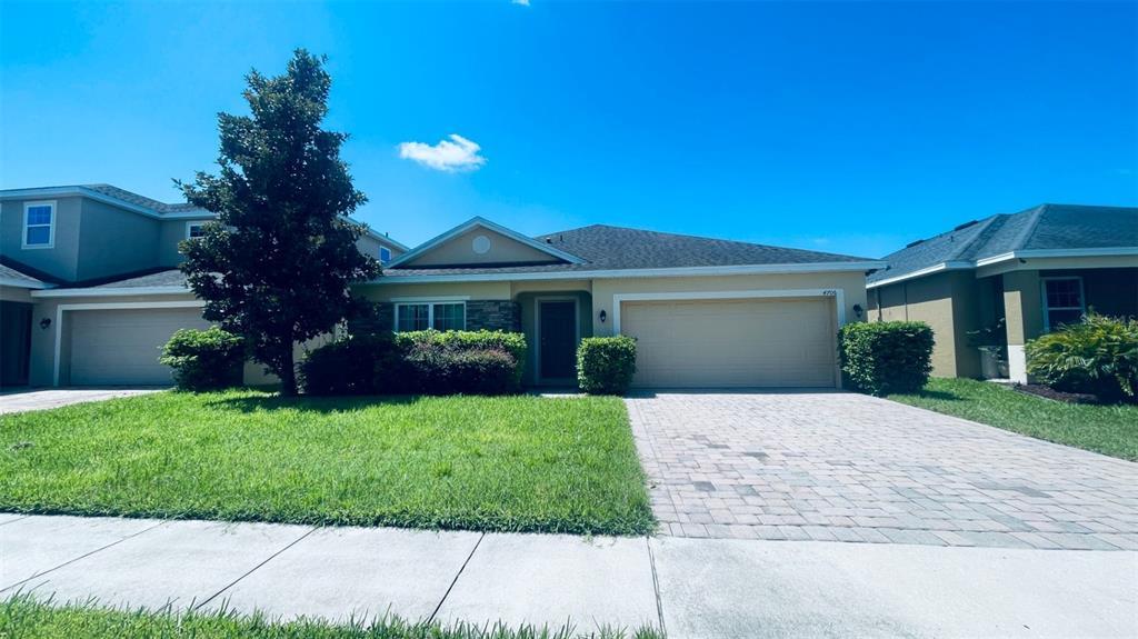 Foto principal - 4706 Seeley St