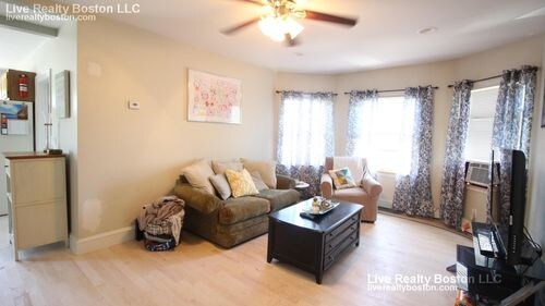 Foto principal - 327 N Harvard St