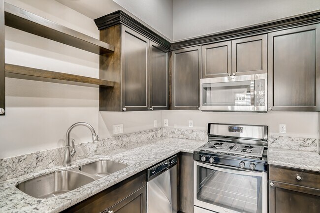 kitchen - 15414 SE Eckert Ln
