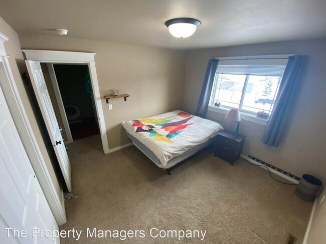 Building Photo - 3 br, 2.5 bath House - 1509 Tempest Court