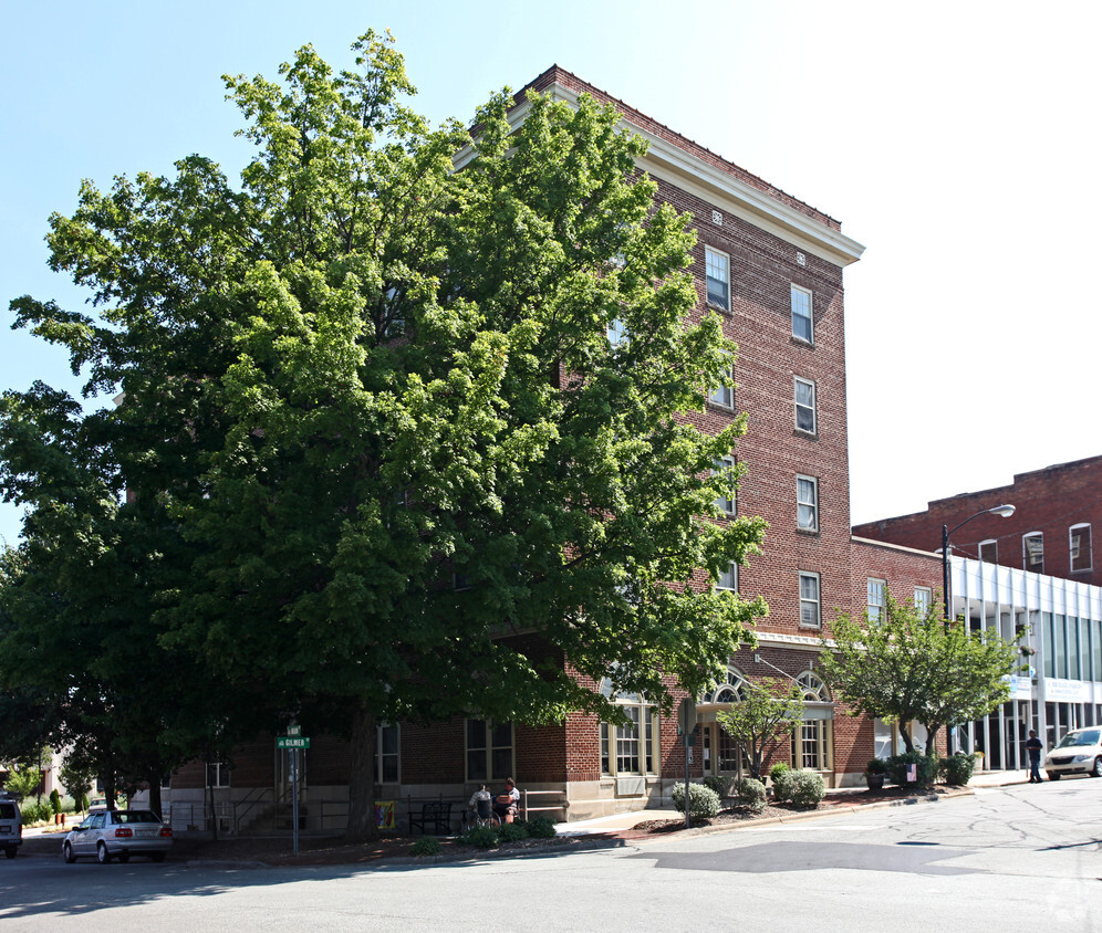 Primary Photo - Belvedere Apartments