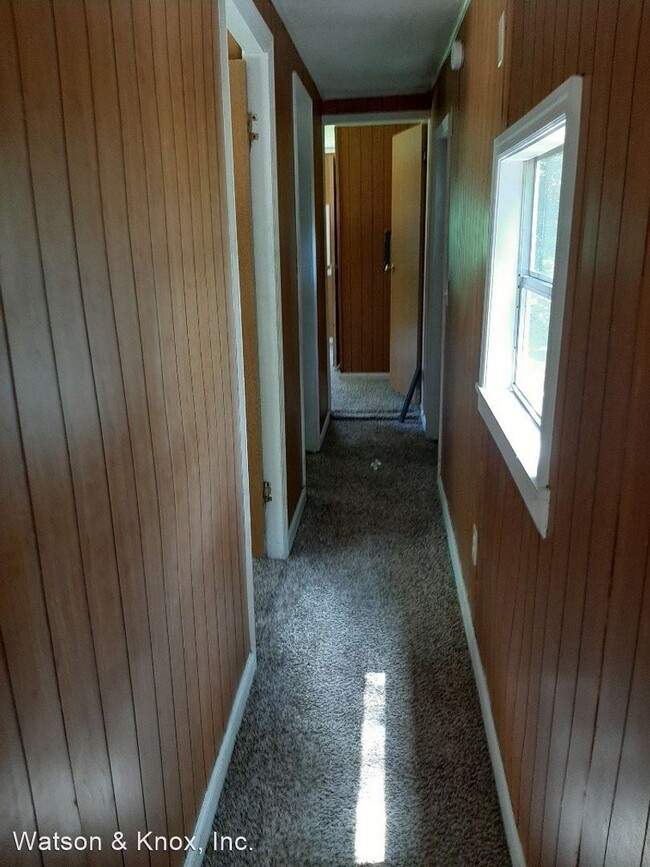 Building Photo - 1081 Davis Cir