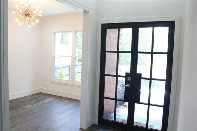 Foto del edificio - 1762 Defoor Ave NW