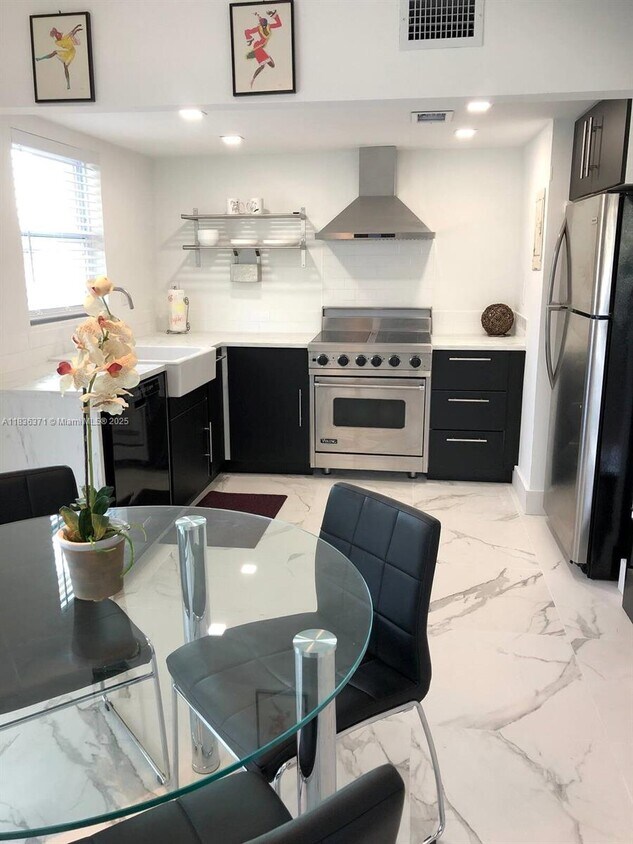 Foto principal - 427 SW 7th St