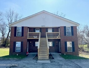 Building Photo - 2650 Lindsay Ave