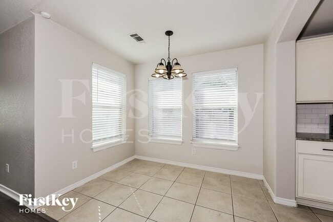Building Photo - 13536 Vida Ln