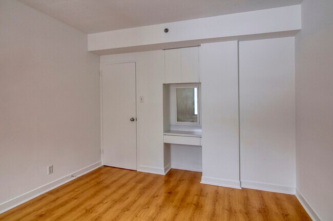 Photo du bâtiment - 3455 Rue Aylmer