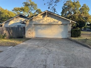 Building Photo - 12325 Double Tree Ln