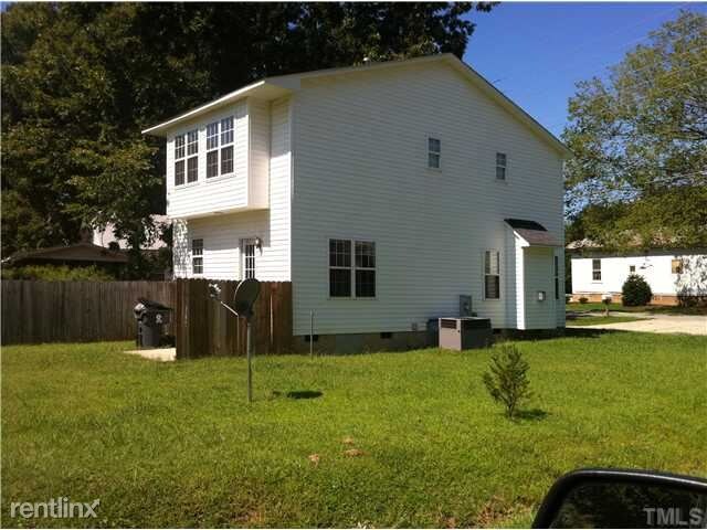 Building Photo - 301 Franklin Upchurch Sr St