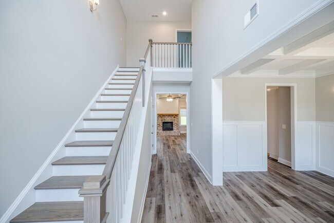 Building Photo - 2576 Traverse Trl