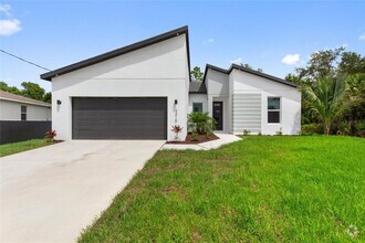 Building Photo - 3327 Trapper Ln