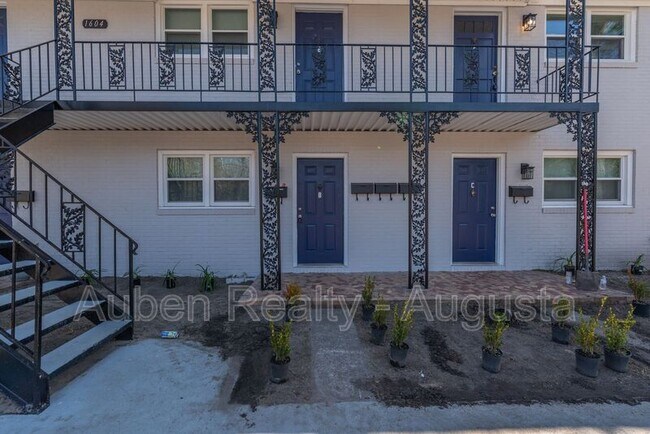 Foto del edificio - 1604 Johns Rd