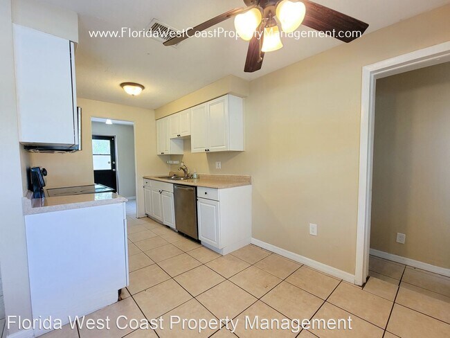 Building Photo - 3 br, 2 bath House - 4862 Bell Meade Dr