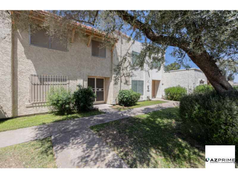 Primary Photo - Beautiful Phoenix 3/2.5 Townhouse - Prime ...
