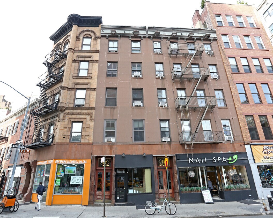 Building Photo - 43-49 8th Ave