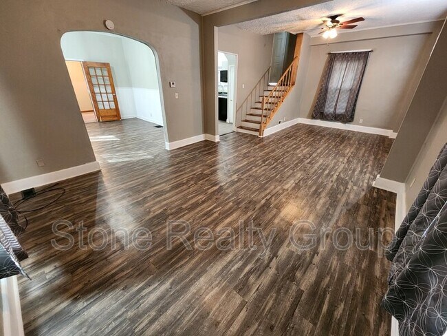 Foto del edificio - 1467 S 8th St