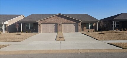 Building Photo - 522 NW 68th Ave