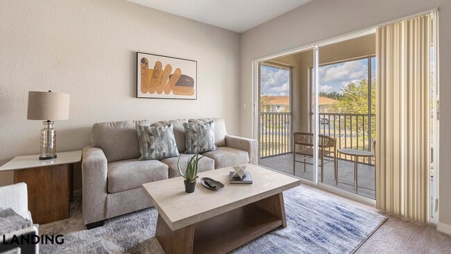 Building Photo - 3695 Island Club Dr