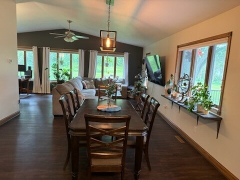 Foto del edificio - 409 Meadow Ct