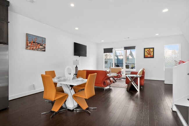 Foto del edificio - 1680 Memorial Dr SE