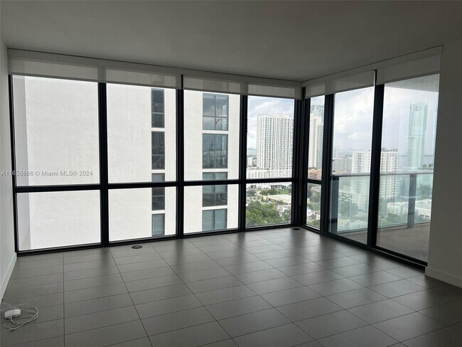 Foto del edificio - 1600 NE 1st Ave