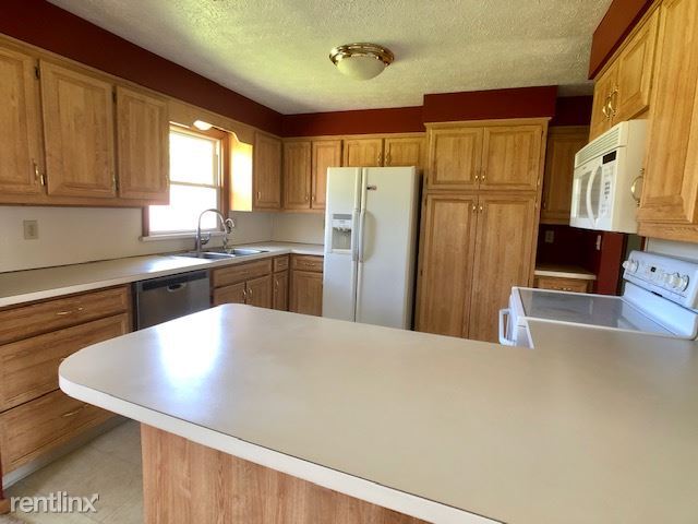 Building Photo - 3 br, 1.5 bath House - 1220  US Rt  42