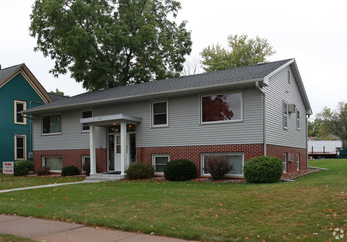 Primary Photo - TNT Apartments
