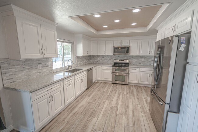 Foto del edificio - COMING SOON! Stunning 3-Bedroom Home on 2 Acres in Agua Dulce!