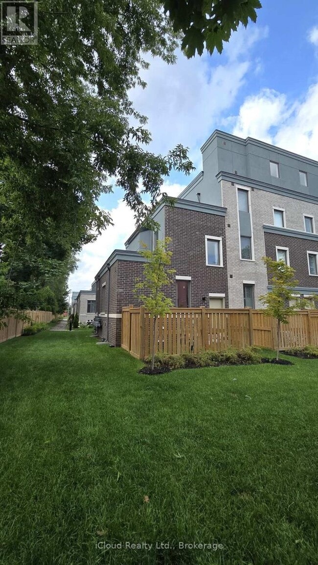 Building Photo - 10 Jackson Rd