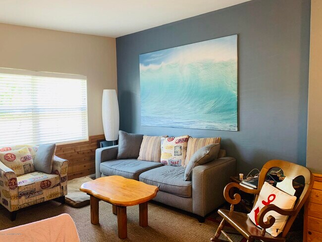 Foto del edificio - 341 Woodland Ave