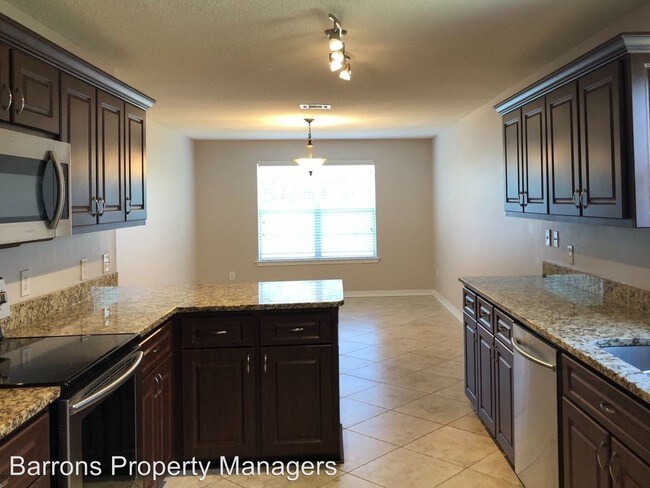 Foto del edificio - 4 br, 2.5 bath House - 1253 Harrison Avenue