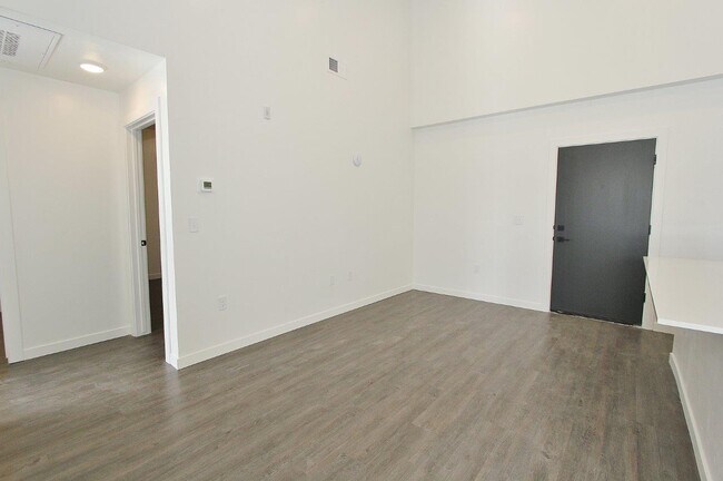 Foto del edificio - 3906 Brian Ave.