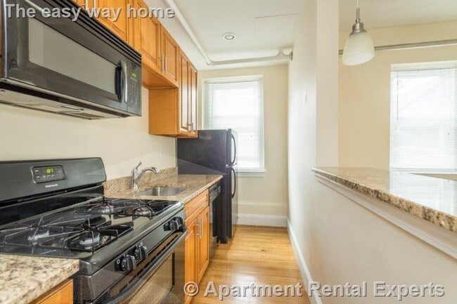 Photo - 136 Highland Ave Apartment