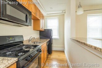 Building Photo - 136 Highland Ave