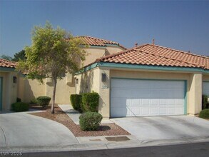 Building Photo - 7281 Vista Bonita Dr