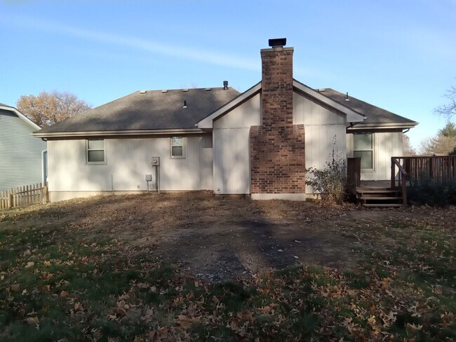 Foto del edificio - Coming soon! Newly Renovated SF in Liberty